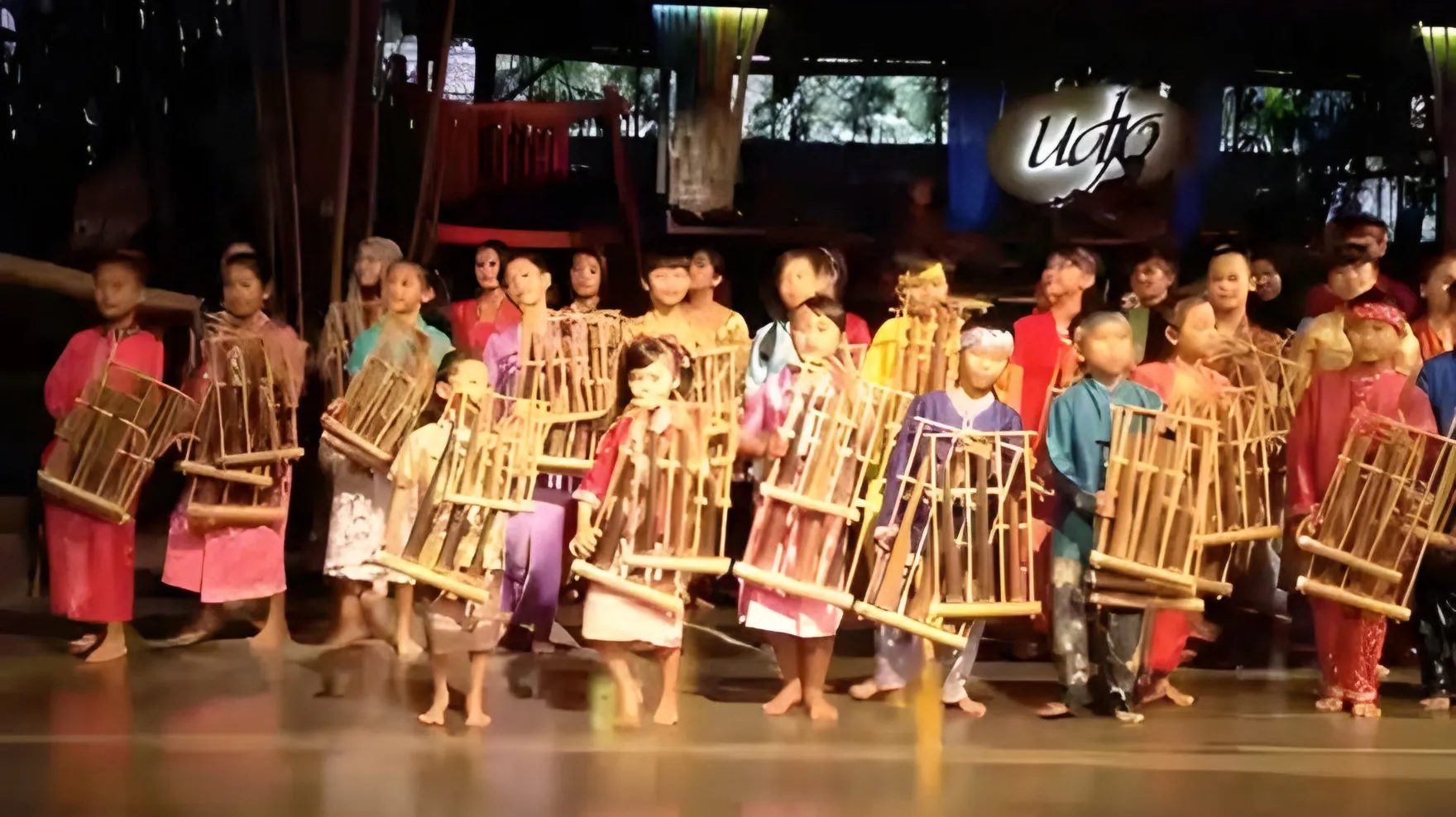 saung-angklung-udjo-2